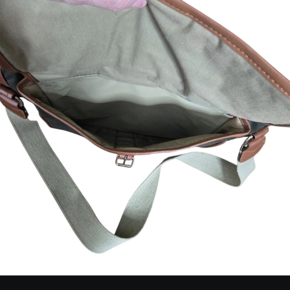 VTG Diane Von Furstenberg Green Tan Military Field Messenger Bag - Picture 3 of 12
